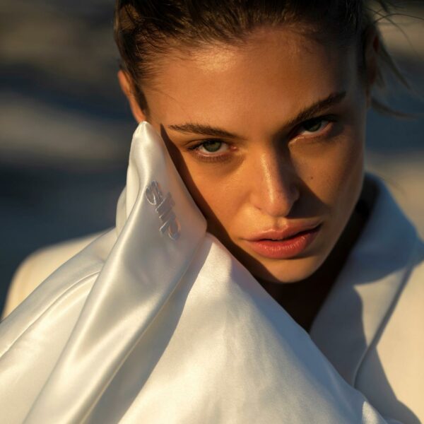 Slip White Queen Pillow Case - Image 3