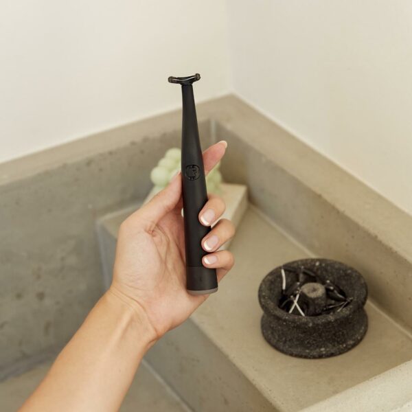 Flaus Electric Flosser - Image 2